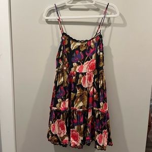 Colorful, strapless mini dress